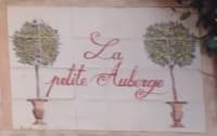 La petit auberge de Saint Sernin Riquet Marion
