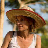 Hélène Binet